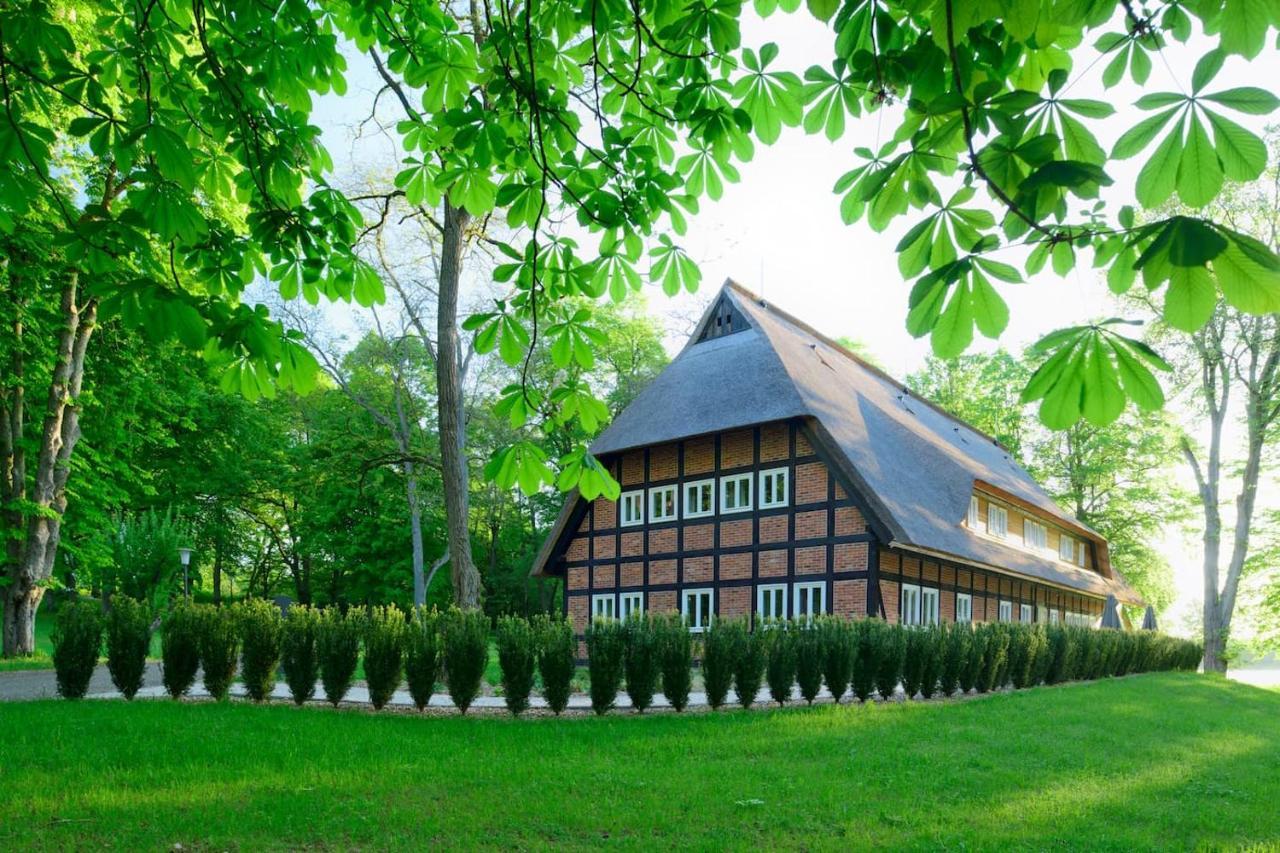 Park Am See X Nattika Ayurveda, Hotel Health Spirit Penzlin Екстериор снимка